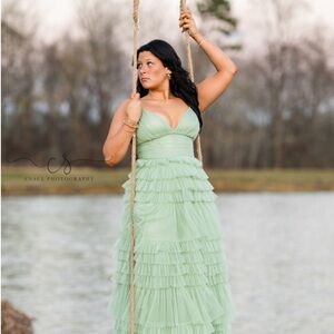 Elegant Green Tiered Prom Dress